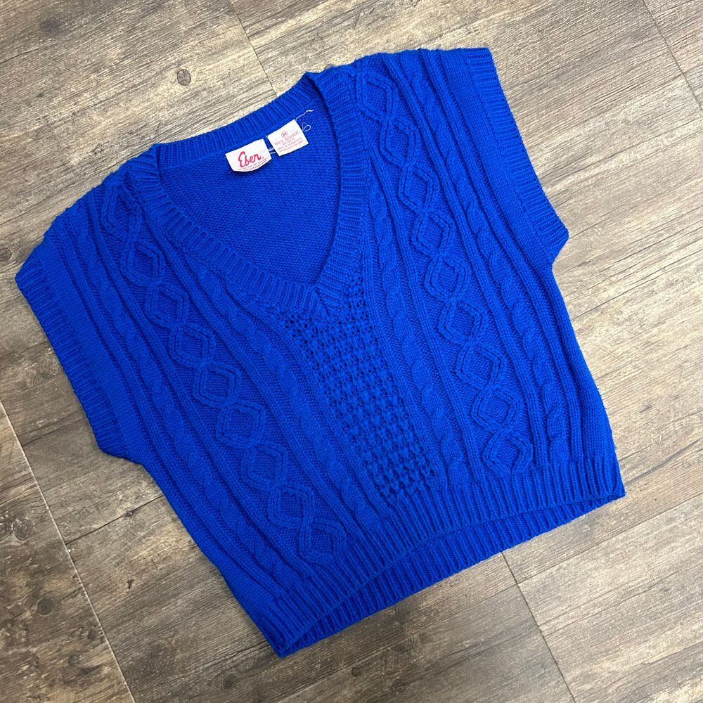 Vintage Eber International Blue Sleeveless Sweater Women Size Medium‎ (584)